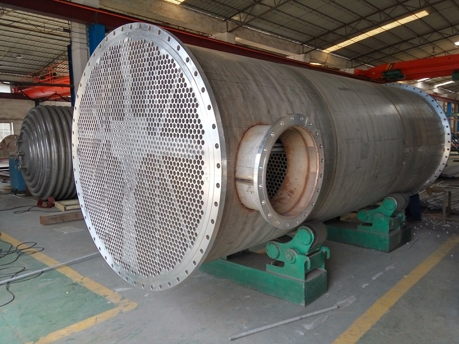 Shell and Tube Heat Exchanger / Plate Heat Exchanger